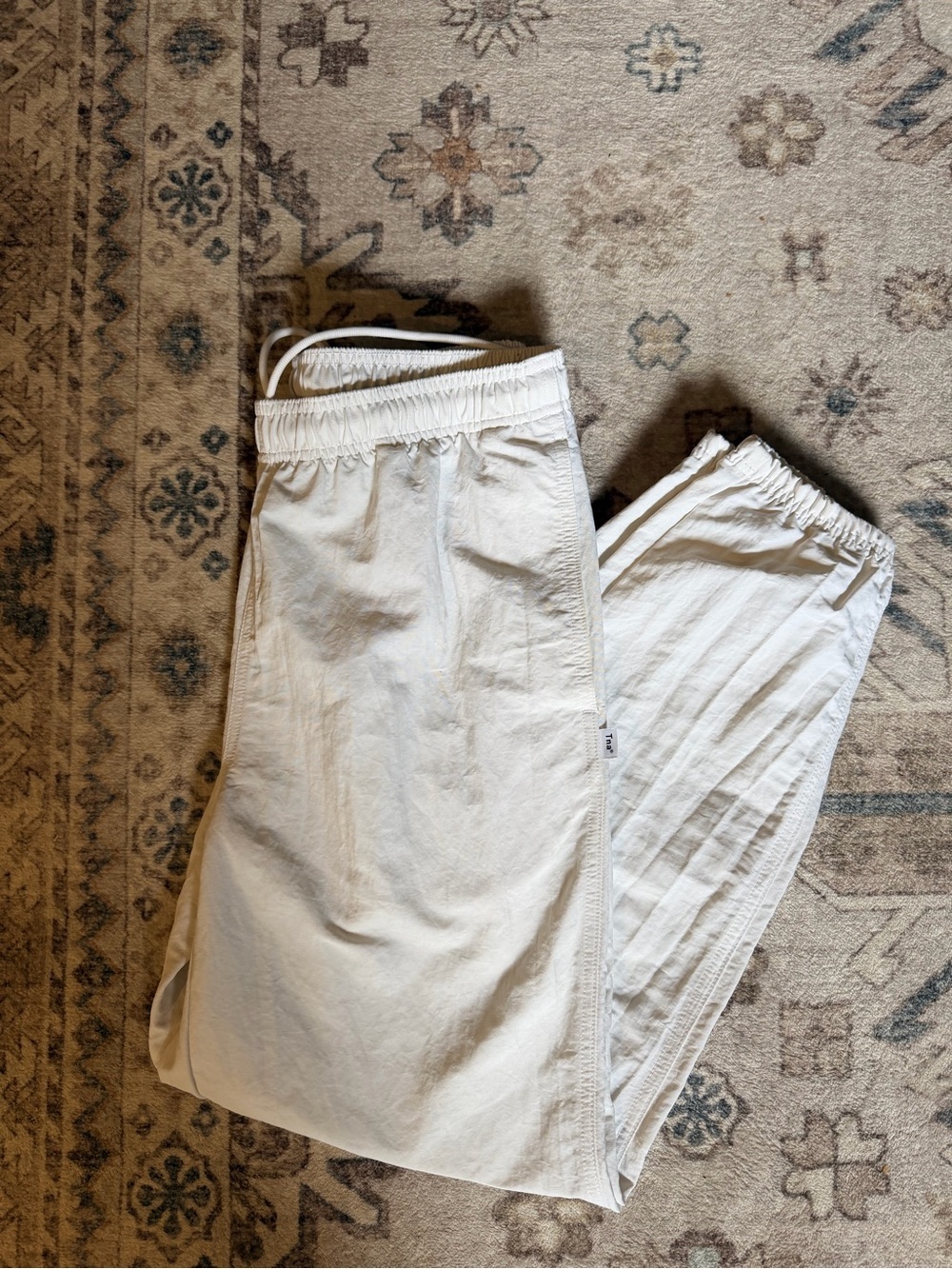 TNA aritzia windbreaker pants